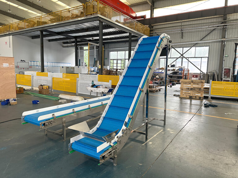 Main Types of Lifting Conveyors and Their Application Characteristics